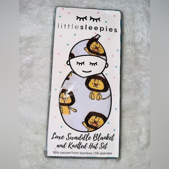 🦁NIB LS OG Lion Swaddle Set🦁 - Picture 3 of 3